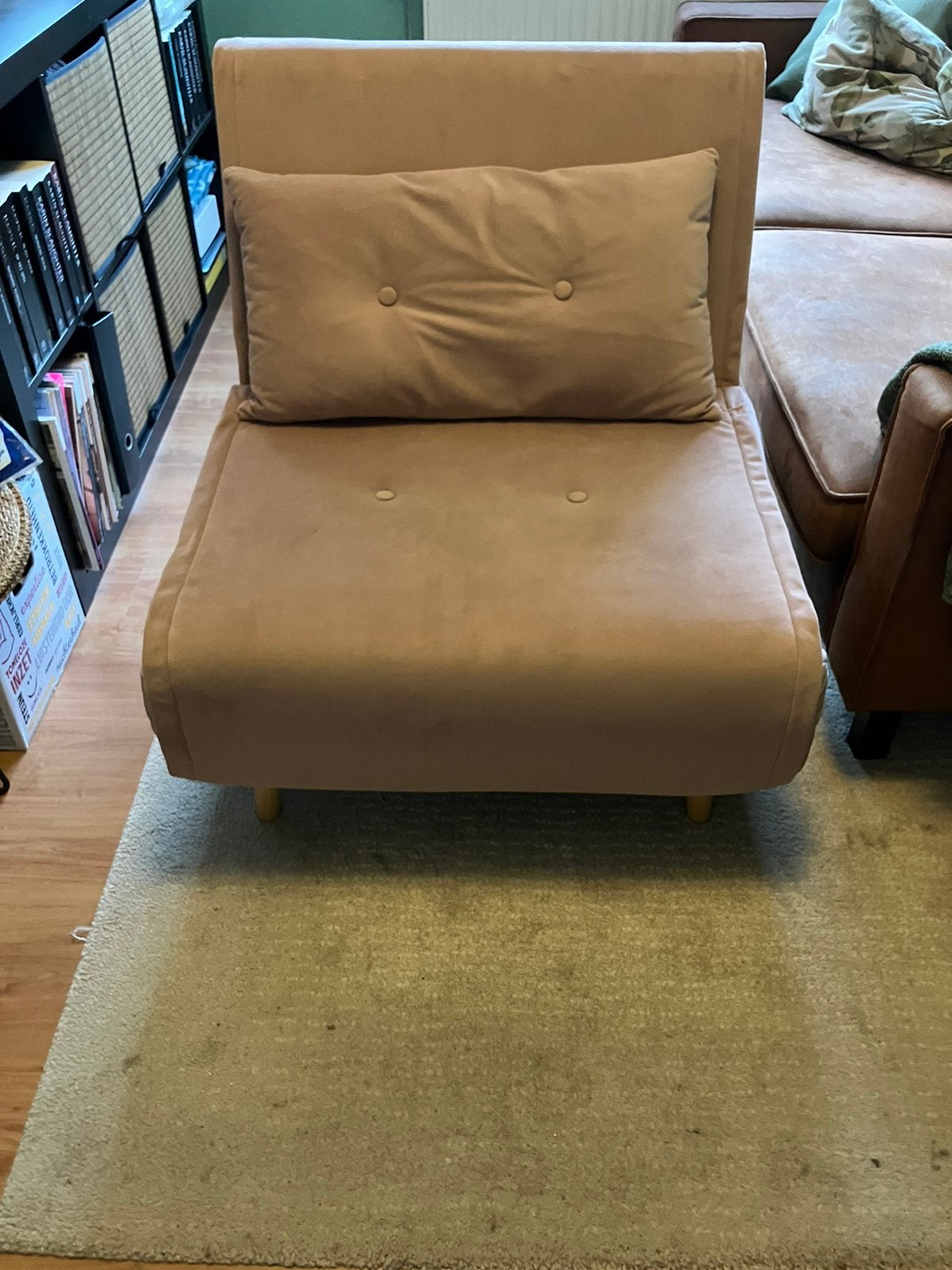 Roze fluwelen slaapfauteuil, Ophalen, Gebruikt, Eenpersoons, 190 cm of minder