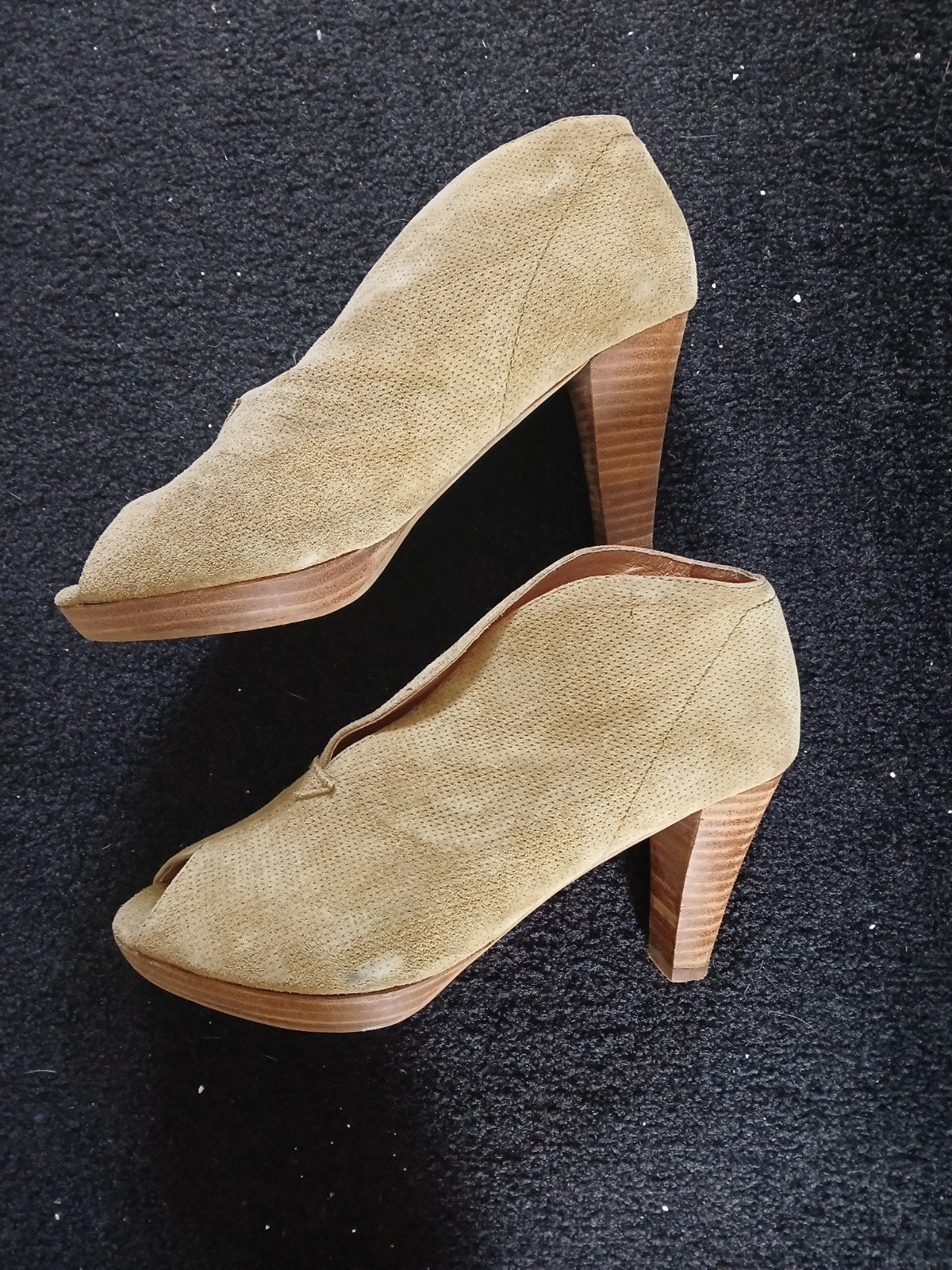 Pumps met houten hak maat 37, Kleding | Dames, Schoenen, Ophalen of Verzenden, Zo goed als nieuw, Groen