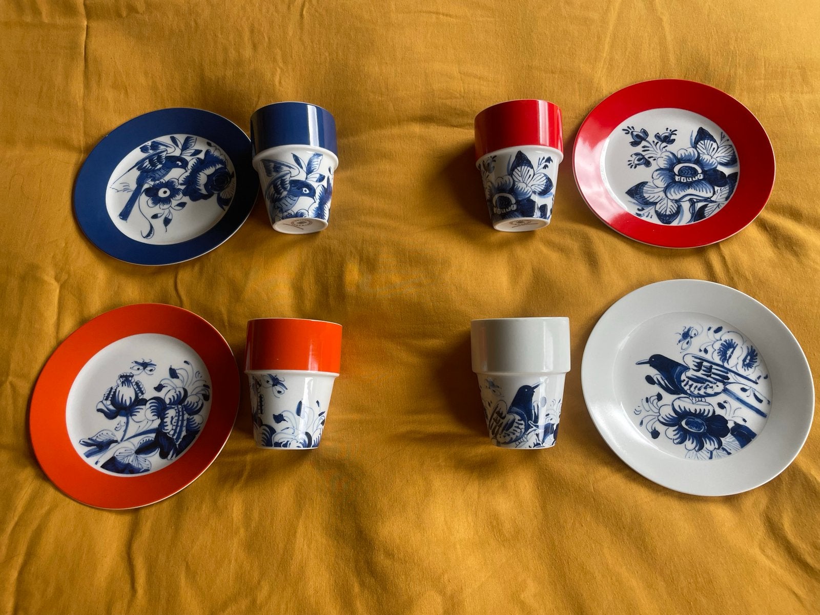 Douwe Egberts Hollandse Waaren bekers en bordjes (8-delig), Gebruikt, Overige merken, Keramiek, Ophalen of Verzenden