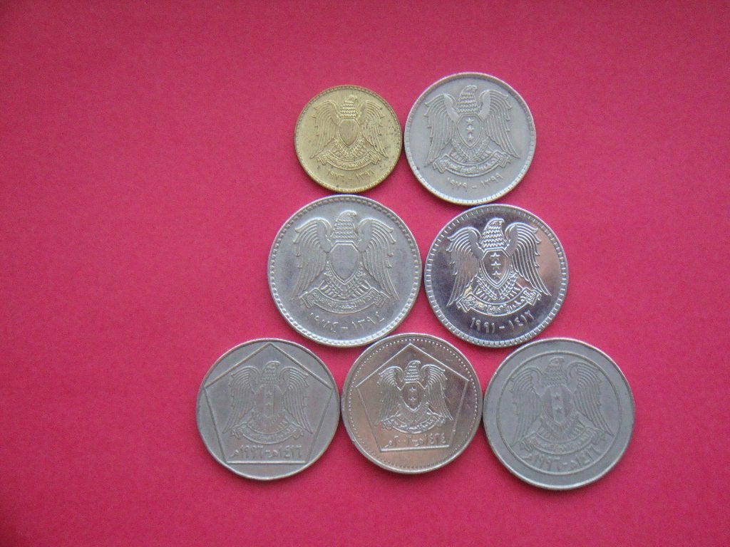 Syrië setje 5 en 50 Piastre en 1, 5 en 10 Pond 1974 / 2000., Postzegels en Munten, Verzenden, Midden-Oosten, Setje