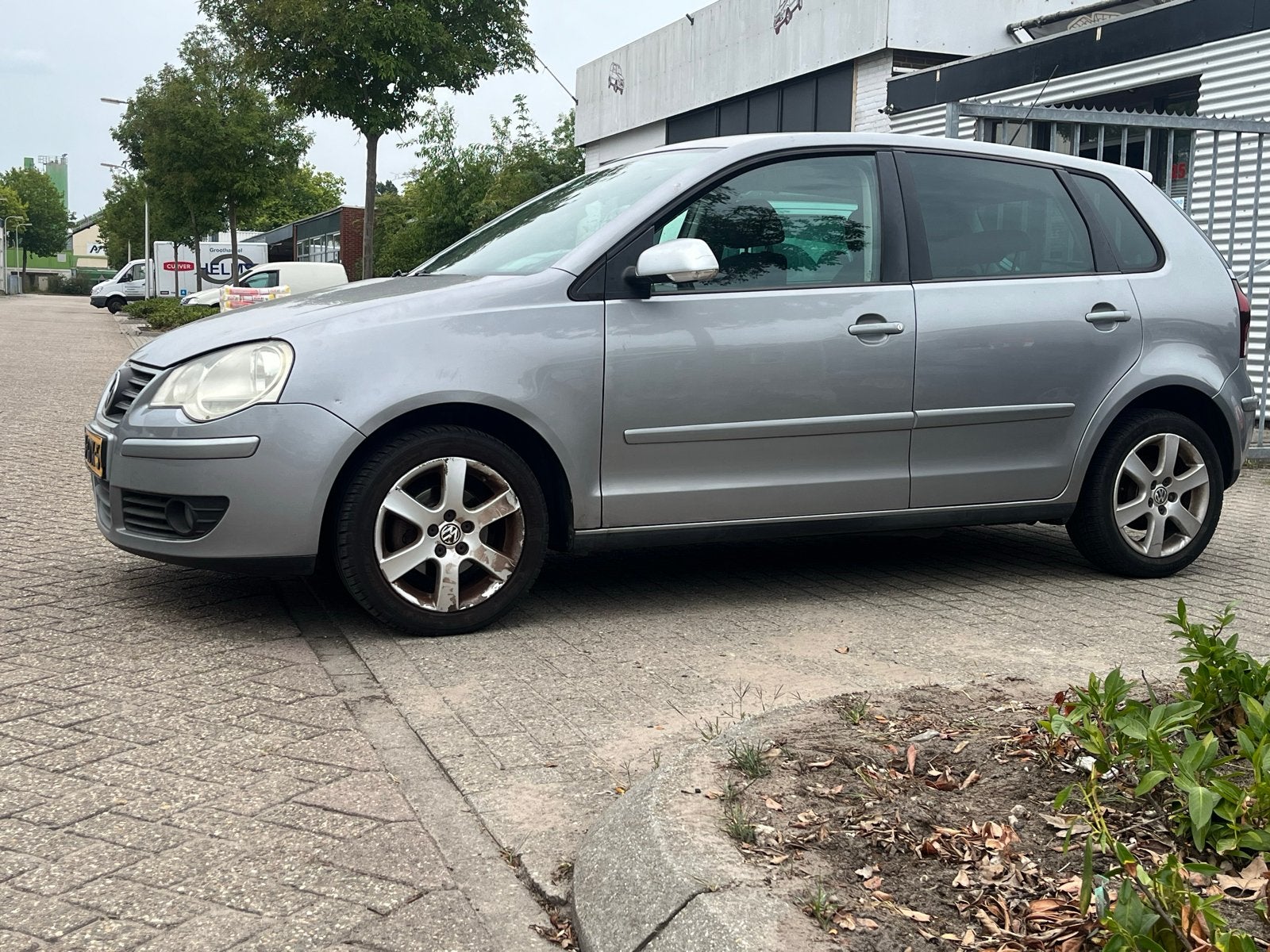 Volkswagen Polo 1.4 16V 59KW 2008 Grijs, Auto's, Volkswagen, Voorwielaandrijving, 40 €/maand, 4 cilinders, Bedrijf