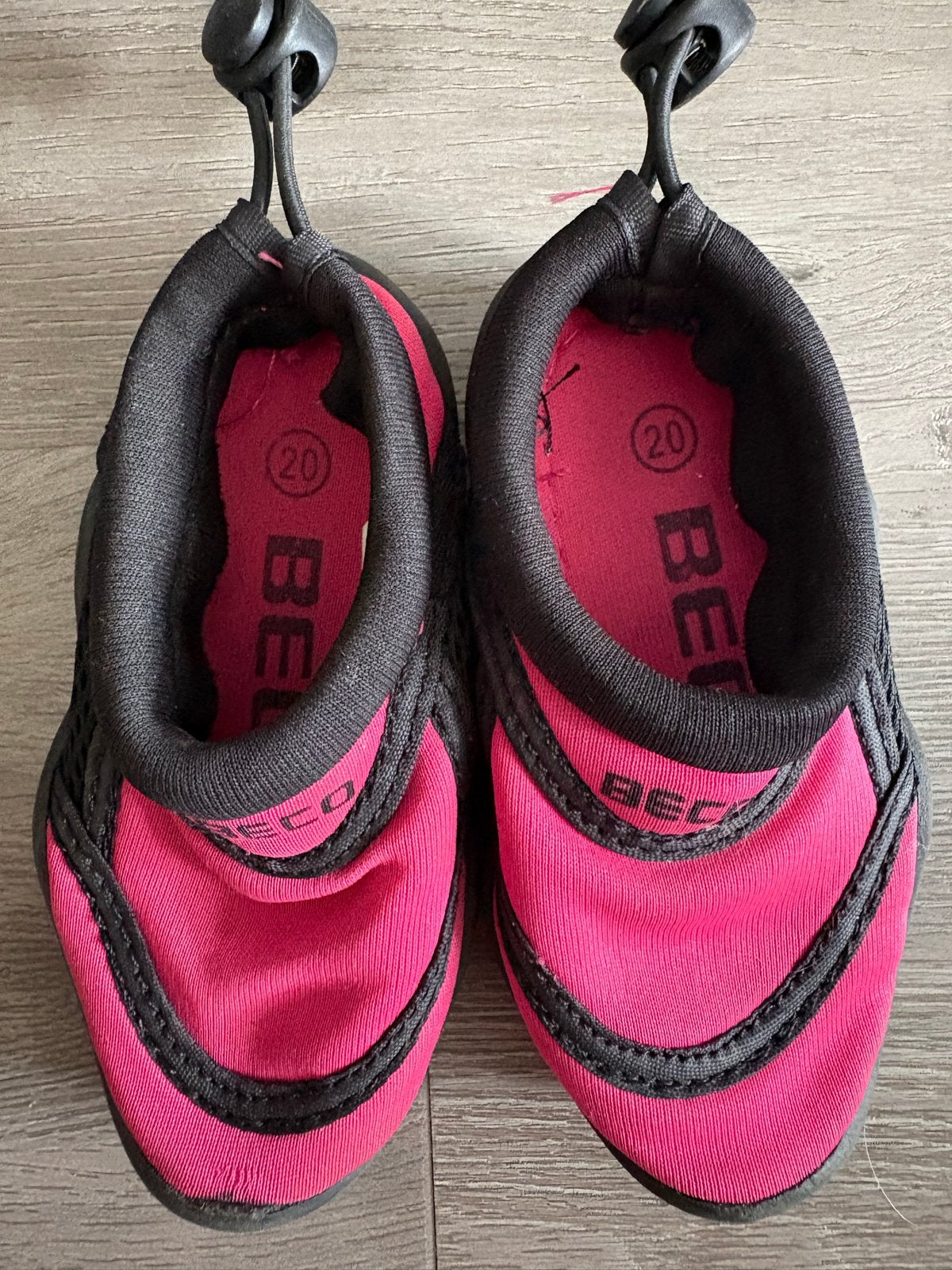 Roze Beco waterschoenen maat 20, Kinderen en Baby's, Babykleding | Baby-zwemkleding, Ophalen of Verzenden, Gebruikt, Meisje, Zwemschoenen