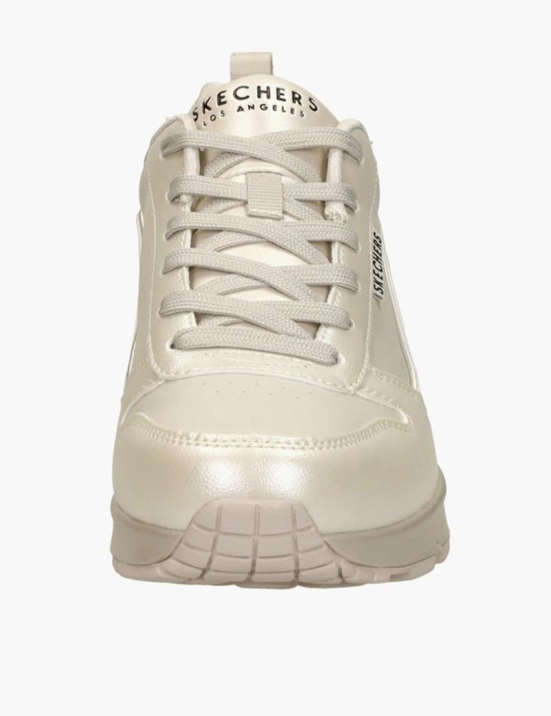 Skechers parelmoer sneakers maat 38 - 1x gedragen, Kleding | Dames, Schoenen, Skechers, Wit, Ophalen of Verzenden, Sneakers of Gympen