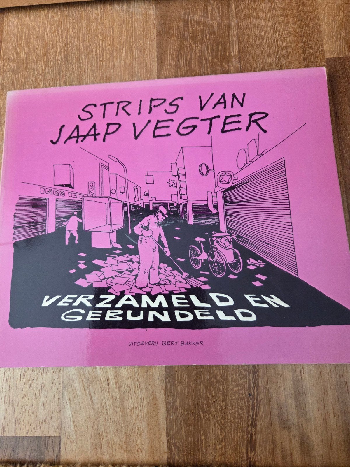 Strips van Jaap Vegter - Verzameld en Gebundeld, Eén stripboek, Ophalen of Verzenden, Zo goed als nieuw