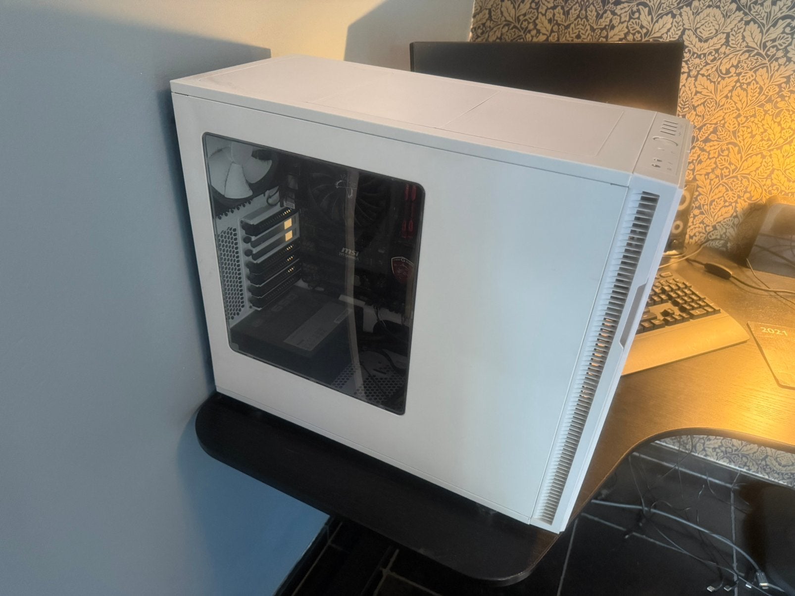 Desktop computer, Computers en Software, Desktop Pc's, Ophalen, Gebruikt, Met monitor, Gaming