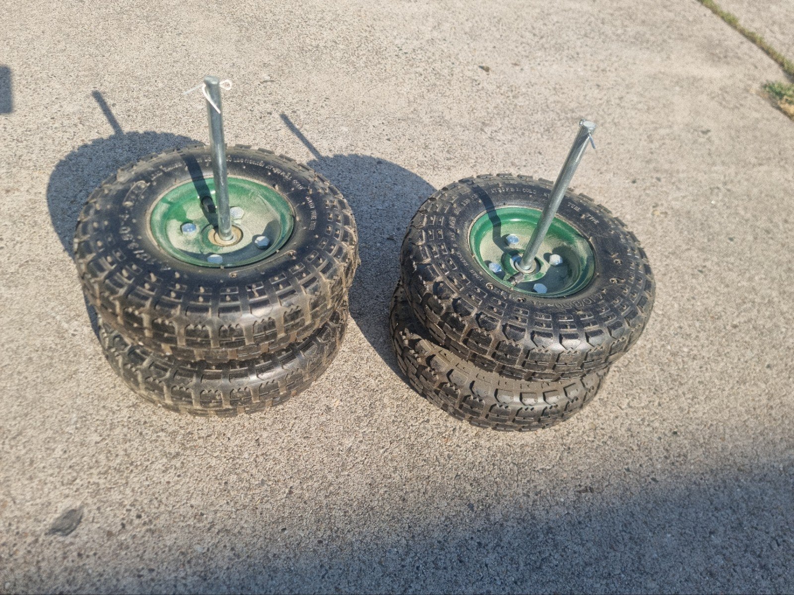 Set van 4 kleine wielen met as voor kar of bolderkar, Ophalen, Nieuw