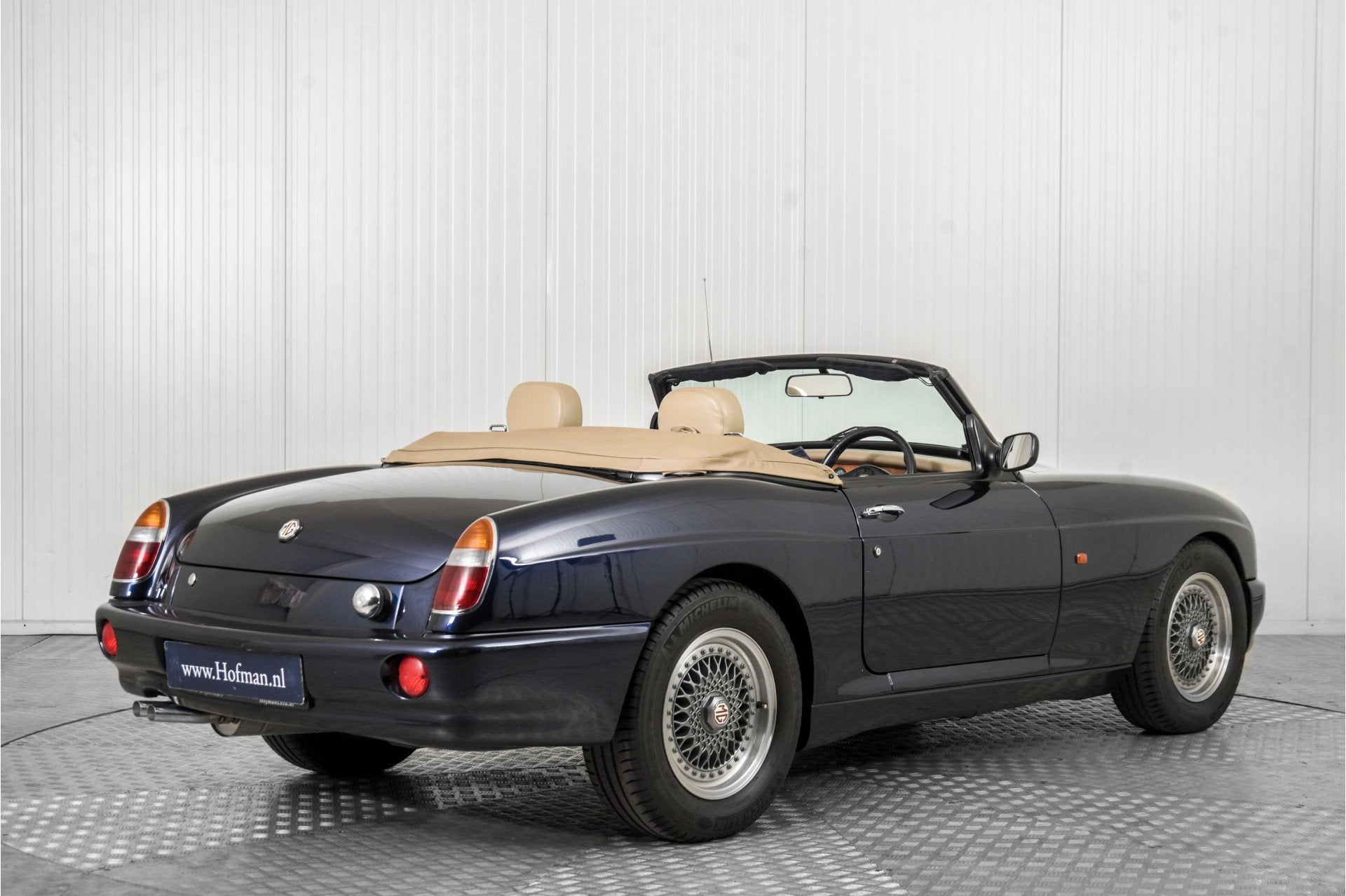 MG RV8 4.0 V8 Oxford Blue (bj 1993), Auto's, MG, Achterwielaandrijving, 190 pk, Cabriolet, Blauw