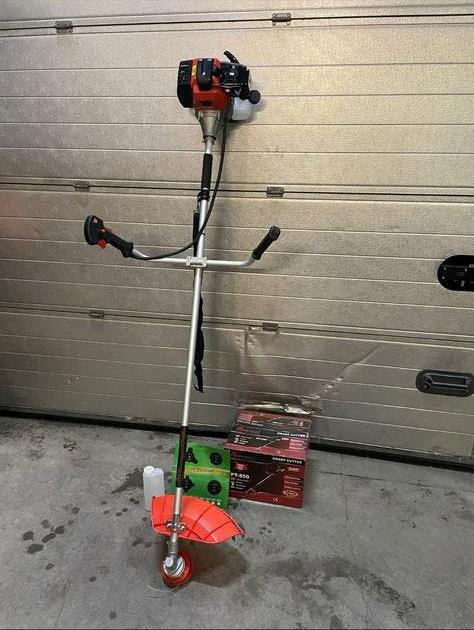Benzine bosmaaier nieuw €99,95, Ophalen, Nieuw, Benzine
