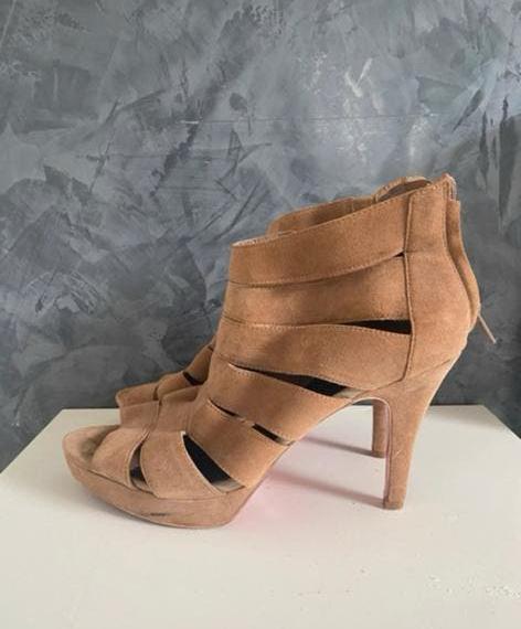 Manfield camel suede leren sexy sandalen hakken pumps 40, Bruin, Ophalen of Verzenden, Zo goed als nieuw, Schoenen met hoge hakken
