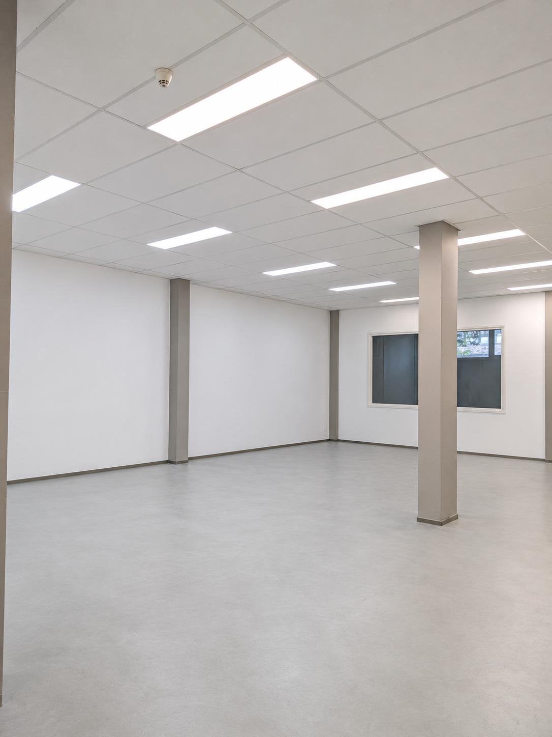 🏢 BEDRIJFSRUIMTE TE HUUR – 200 M², Bedrijfsruimte
