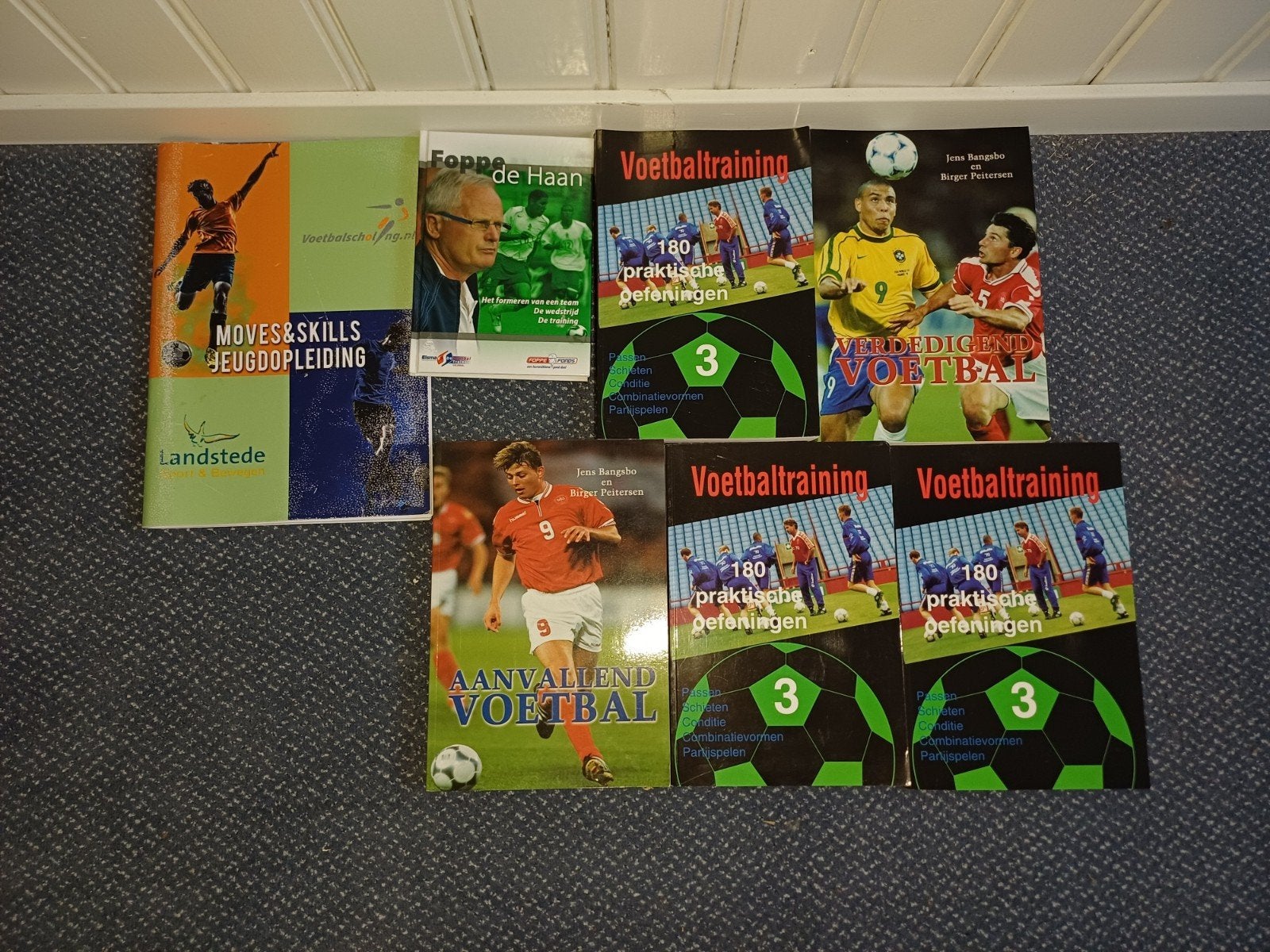 voetbalboeken training, Ophalen of Verzenden, Zo goed als nieuw, Buitenlandse clubs