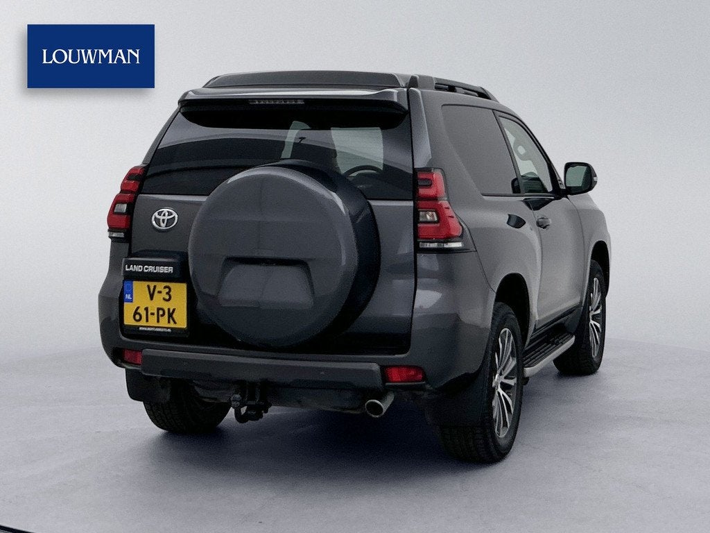 Toyota Land Cruiser 2.8 D-4D-F Professional High Roof Blind, Automaat, Gebruikt, 4 cilinders, Met garantie (alle)