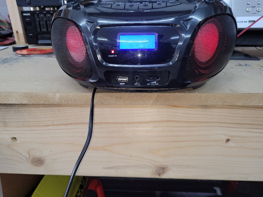 zwarte cd speler met usb en radio en verlichting, Ophalen of Verzenden, Gebruikt, Radio, Met cd-speler