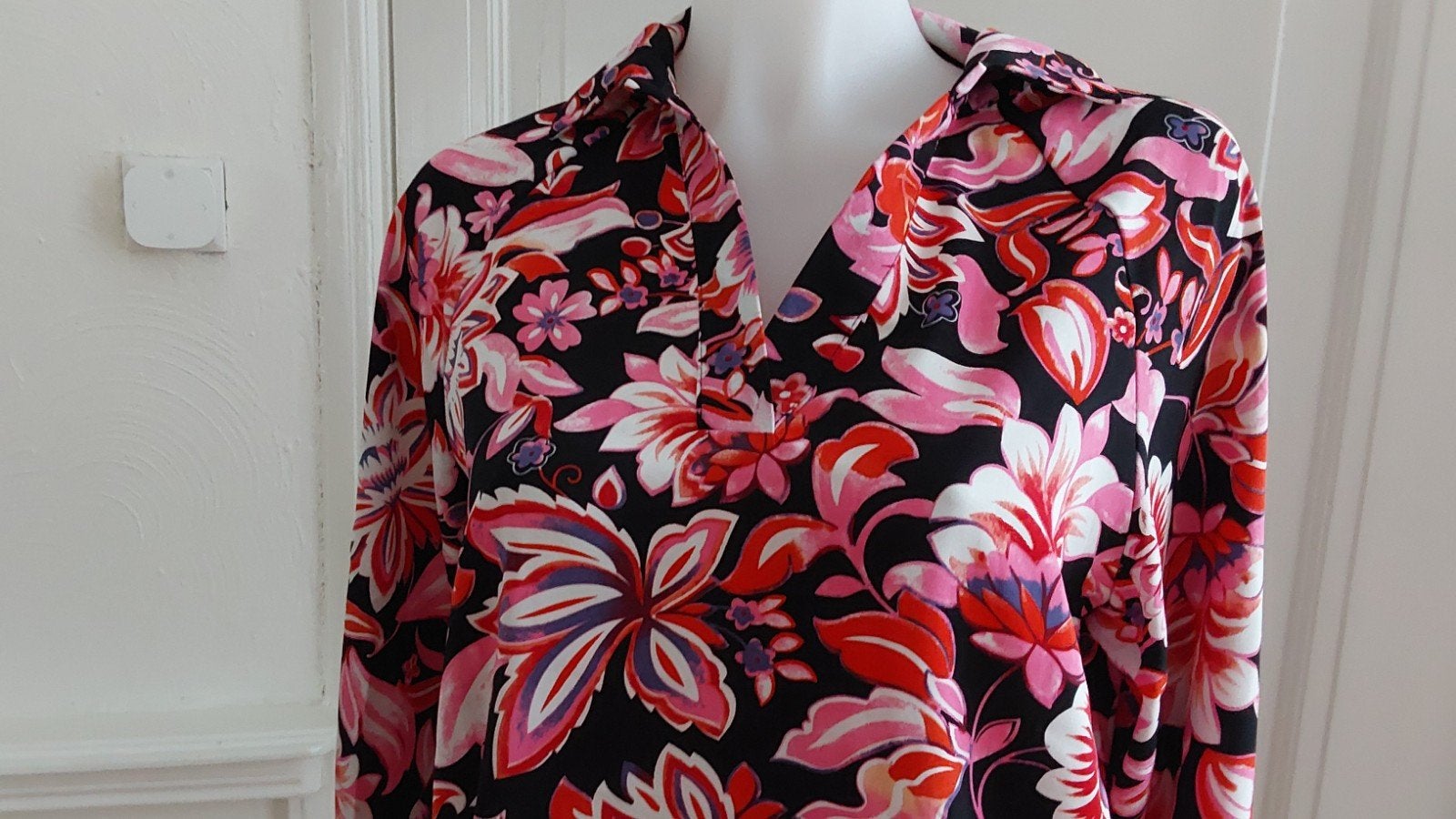 Leuke Ivivi blouse maat M, Kleding | Dames, Maat 38/40 (M), Meerkleurig, ., Ophalen of Verzenden