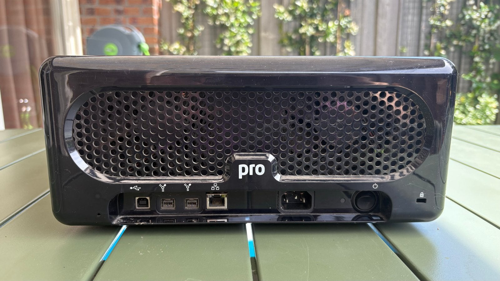 Drobo Pro (8-Bay), Computers en Software, NAS, Gebruikt, Ophalen