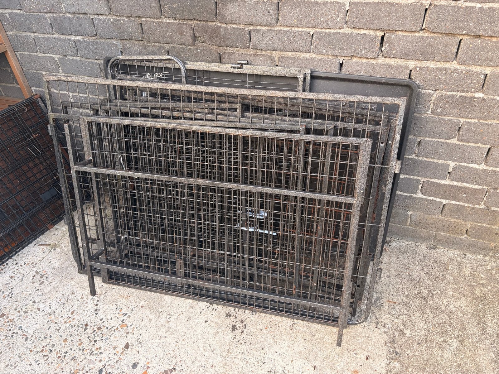 Kennel bench delen, Ophalen, Zo goed als nieuw