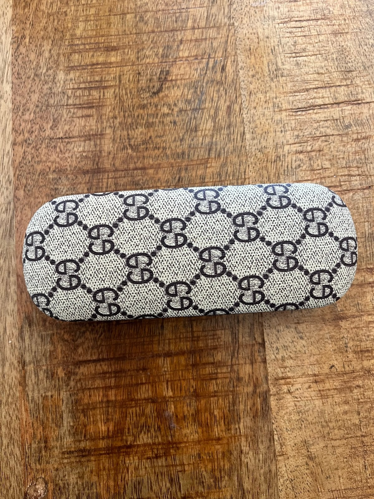 Stijlvolle brillenkoker nieuw, Overige merken, Beige, Nieuw, Ophalen of Verzenden