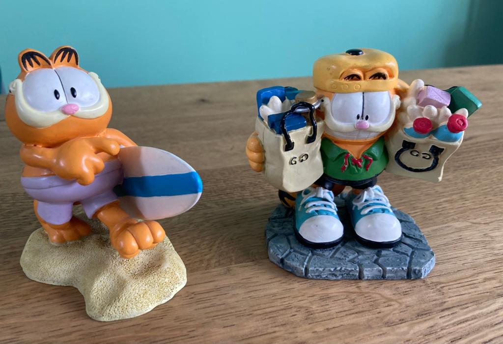 2 Garfield figuren van PAWS (surfboard & boodschappen), Ophalen of Verzenden, Zo goed als nieuw