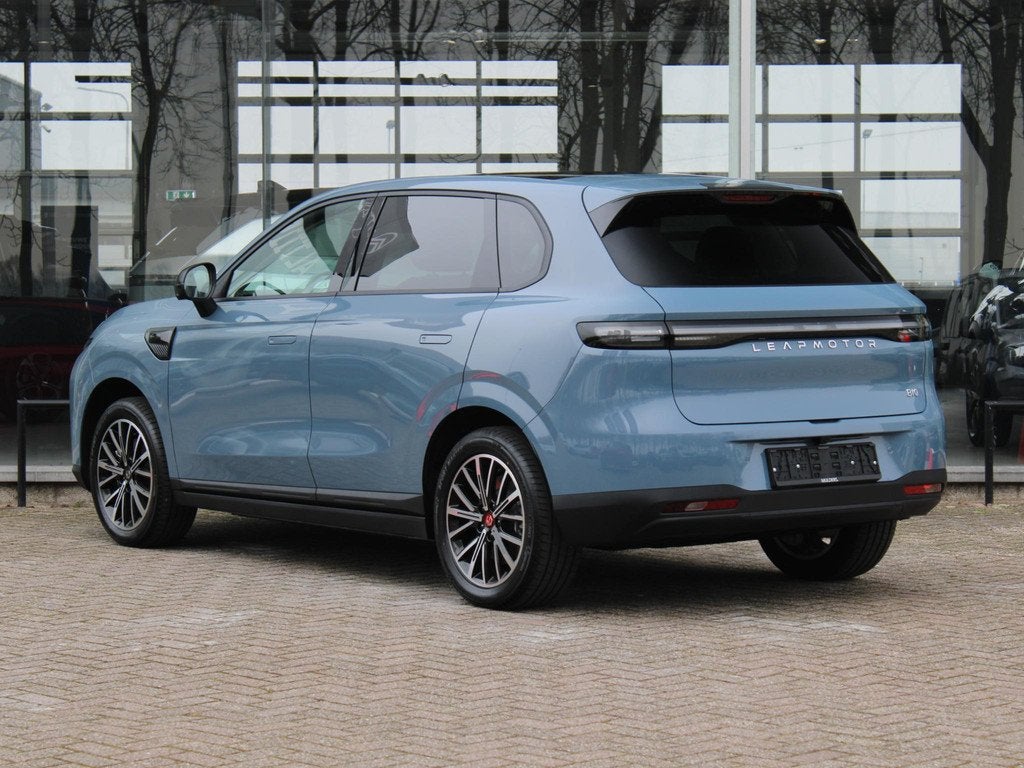 Leapmotor B10 Design Hybrid EV 18.8 kWh VOORRAAD KORTING, Auto's, Leapmotor, 12 maanden, Achterwielaandrijving, Euro 6, 4 cilinders