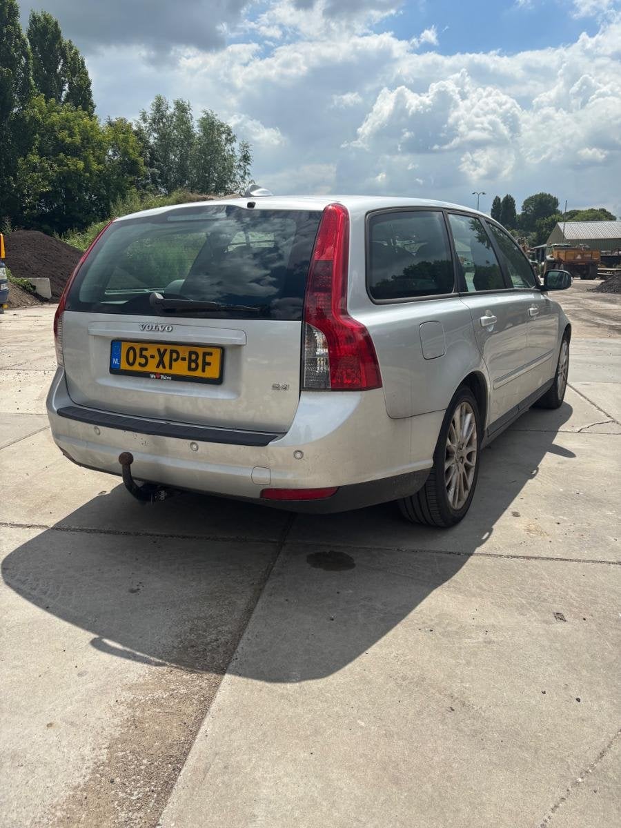 Volvo V50