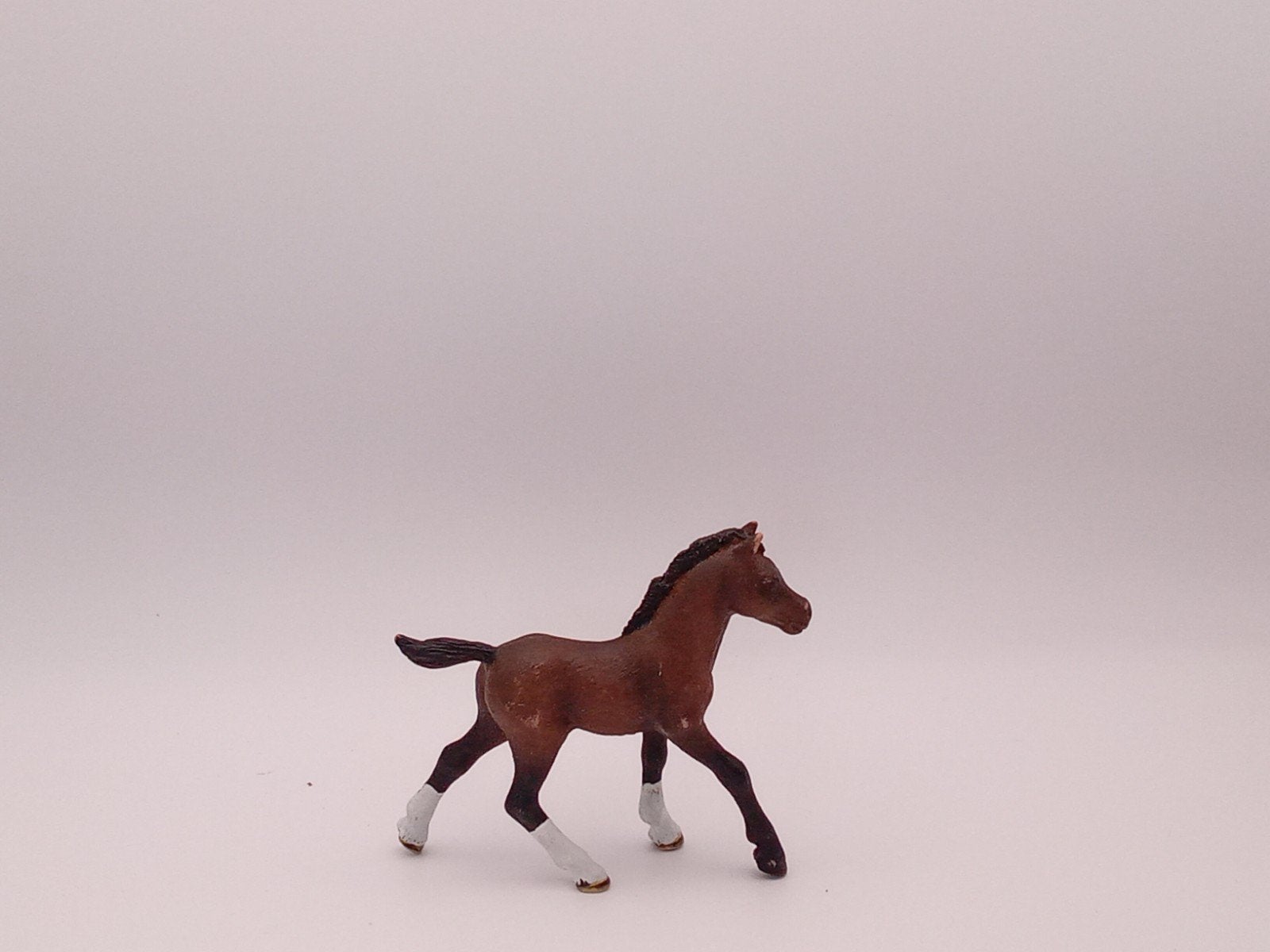Schleich Arabier veulen bruin met witte sokken, Ophalen of Verzenden, Zo goed als nieuw, Jongen of Meisje
