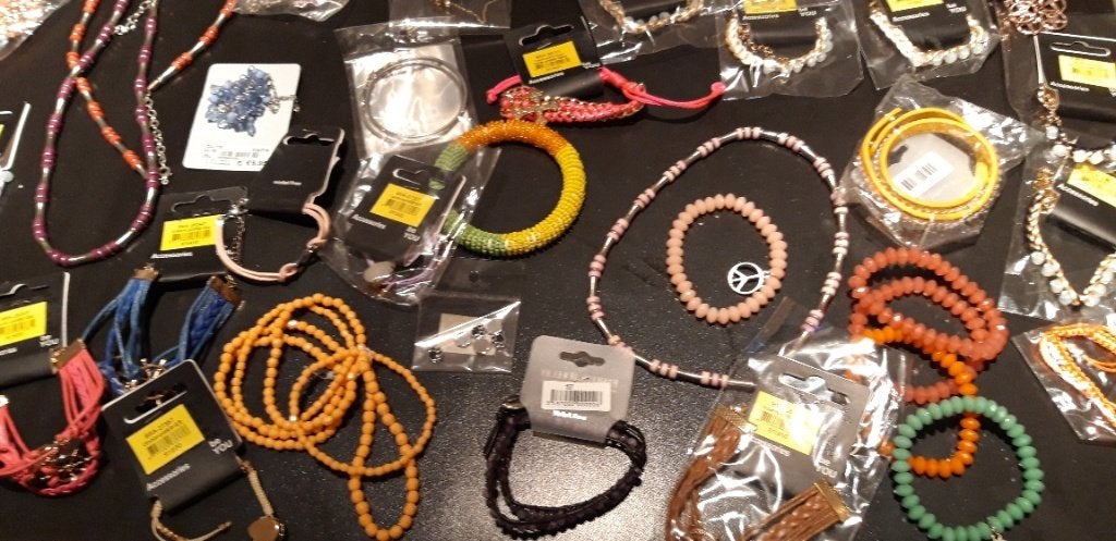 partij sieraden, Ophalen of Verzenden, Nieuw, Overige kleuren, Overige materialen