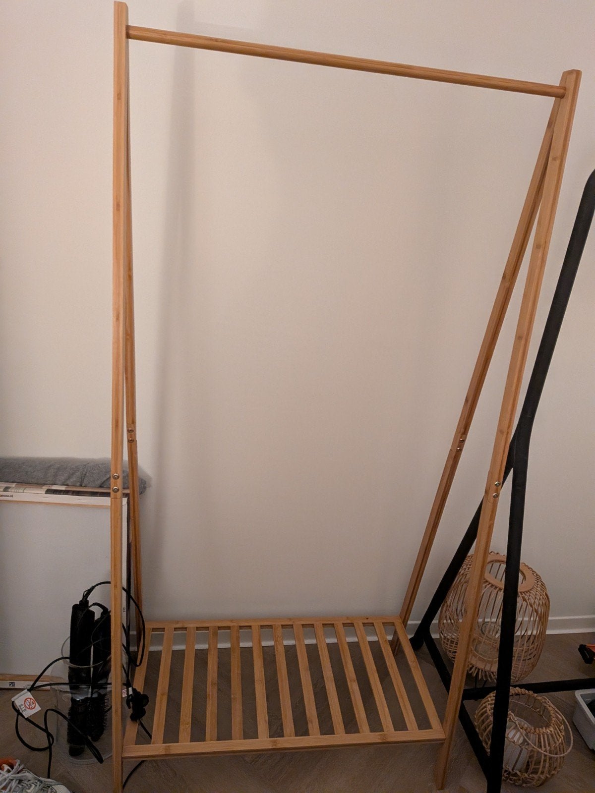 bamboo kledingrek met plank voor schoenen eronder, Kleding | Dames, Ophalen, Gebruikt