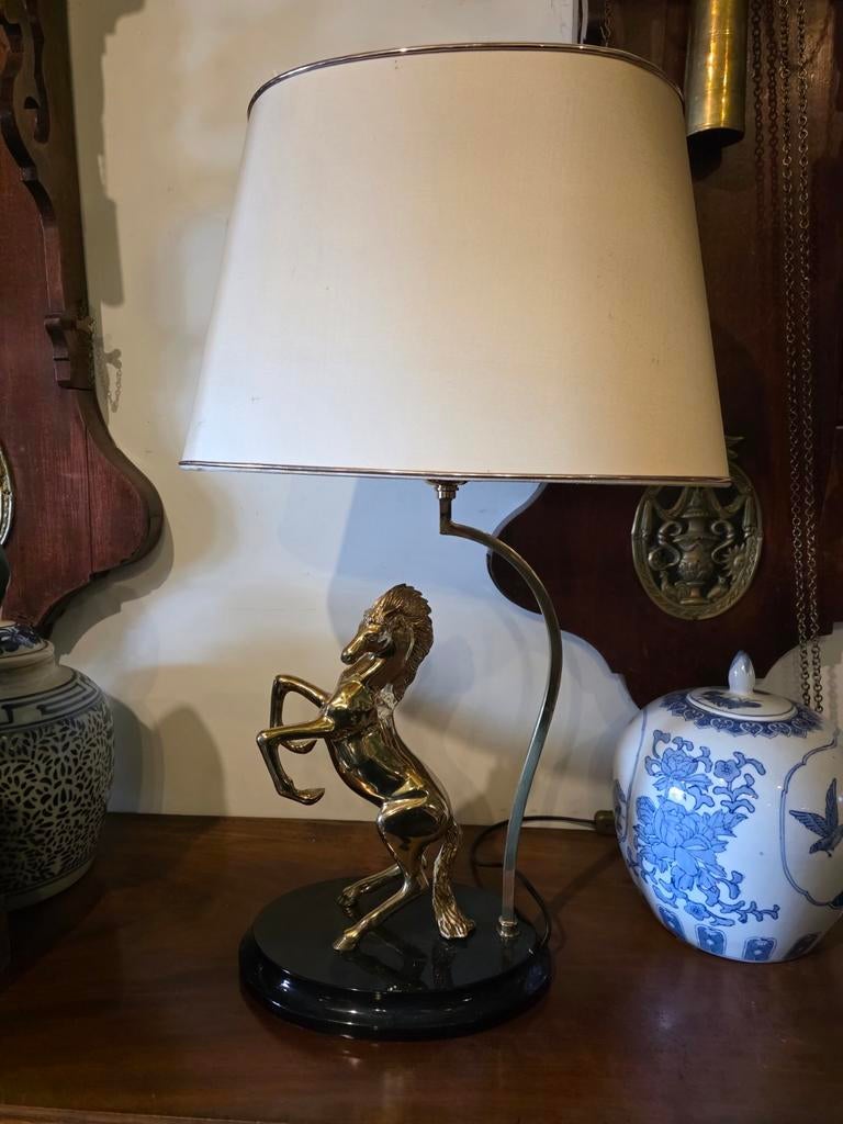 Hollywood Regency tafellamp met paard, Ophalen of Verzenden