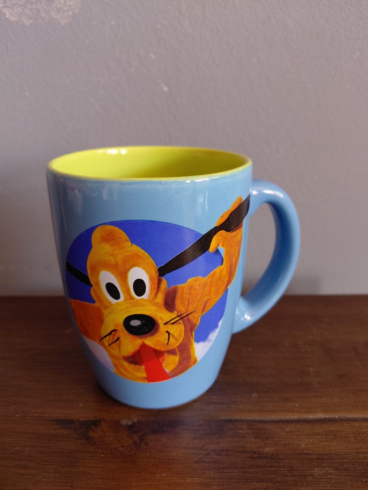 Vintage Disney Mok Pluto - Esso Disneyland Paris Actie 1998, Verzamelen, Disney, Ophalen of Verzenden, Goofy of Pluto, Zo goed als nieuw