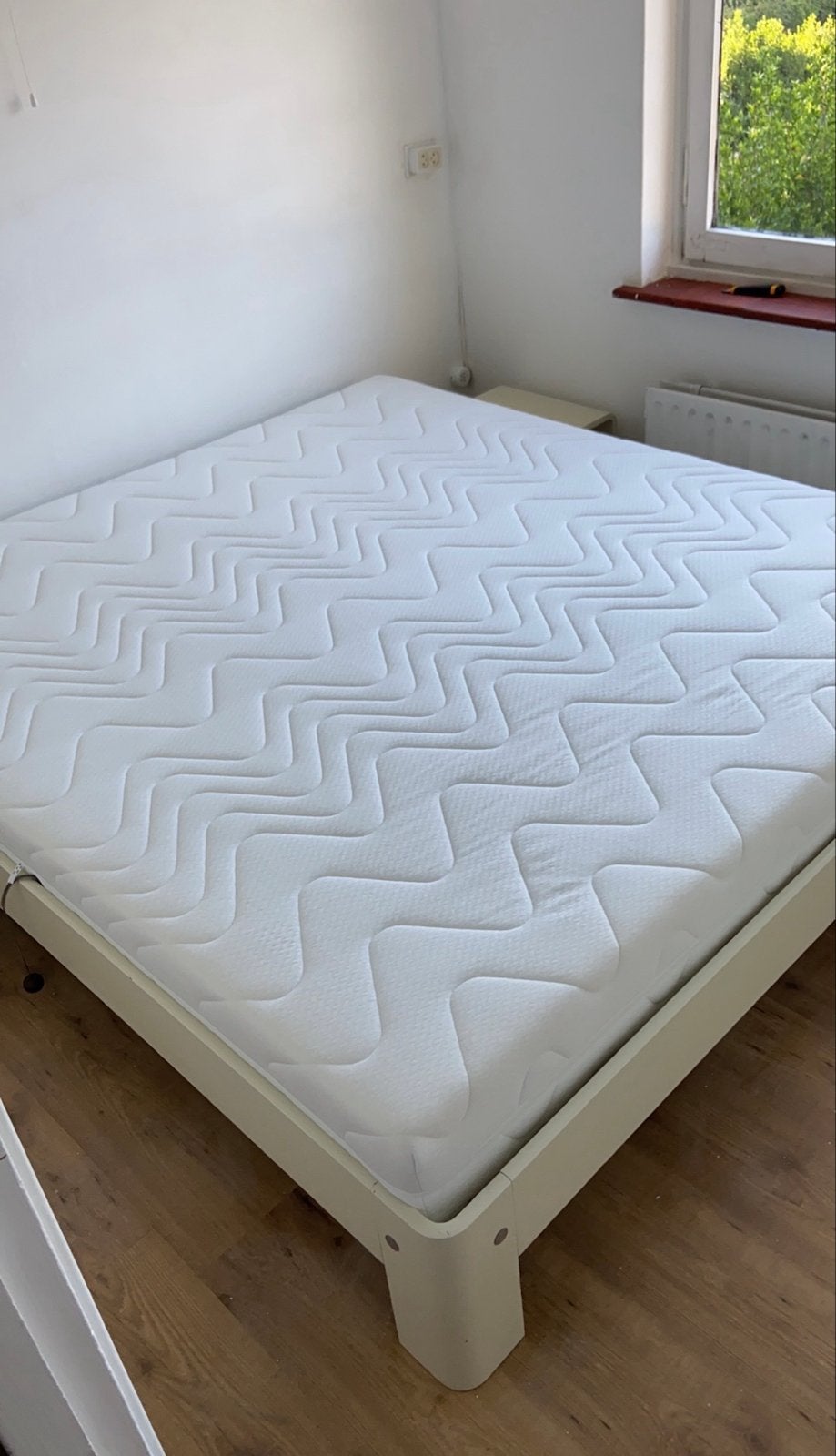 Auping Auronde wit - INCLUSIEF Auping spiraalbodems 180x200, Huis en Inrichting, Ophalen, Gebruikt, Wit, Tweepersoons