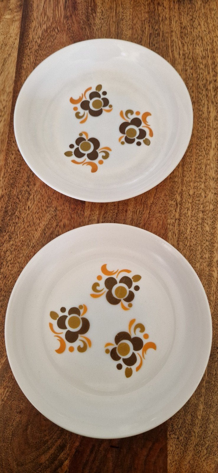 Arcopal lotus borden, 2 stuks, Ophalen of Verzenden, Glas, Overige stijlen, Bord(en)