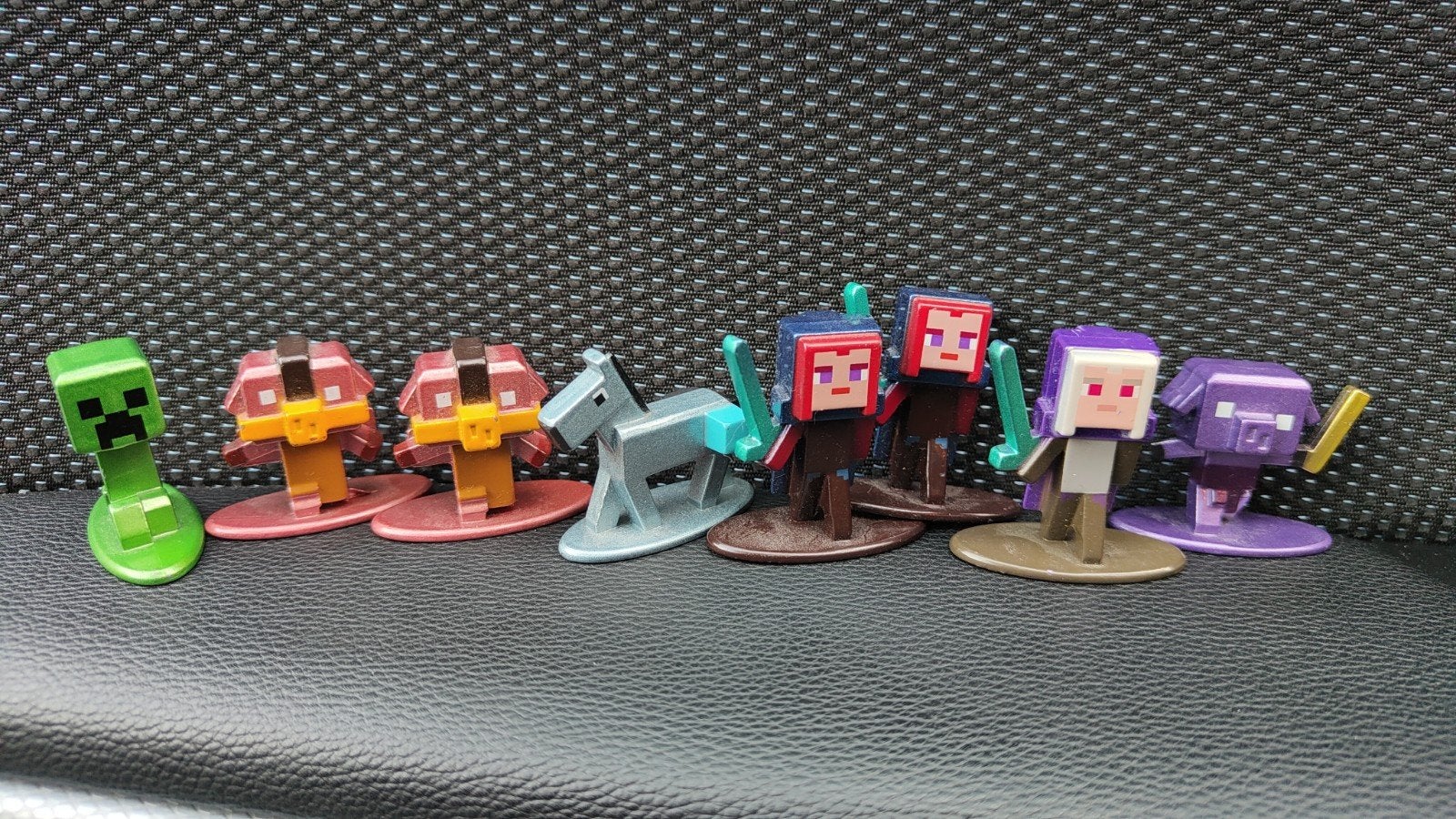 Minecraft figuren set - Creeper, ridders, paard en varken, Ophalen of Verzenden, Zo goed als nieuw