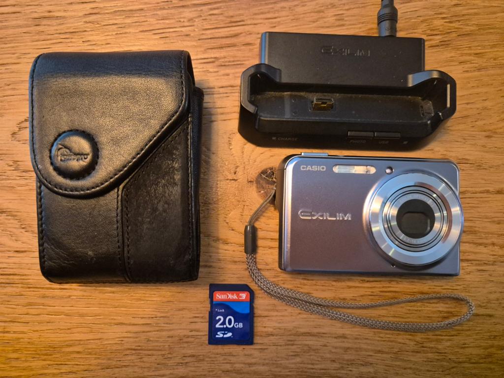 Casio Exilim EX-S770 Vintage Digital Camera Retro, Compact, Ophalen of Verzenden, Zo goed als nieuw, Overige Merken