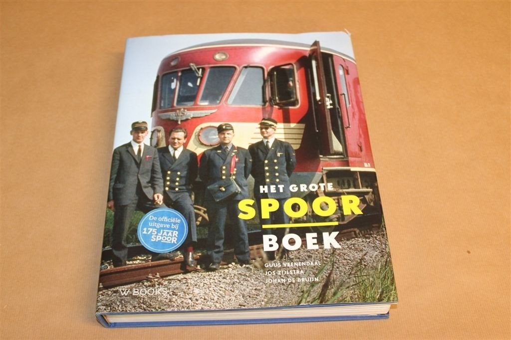 Het Grote Spoor Boek — 175 Jaar Spoorwegen in NL, Verzamelen, Gebruikt, -, Tram, -