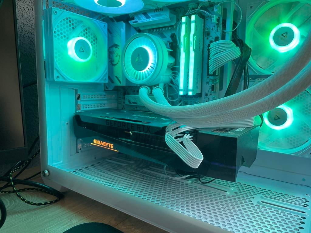 Videokaart Gigabyte RTX 3070 ti, Ophalen, Zo goed als nieuw, 4 Ghz of meer