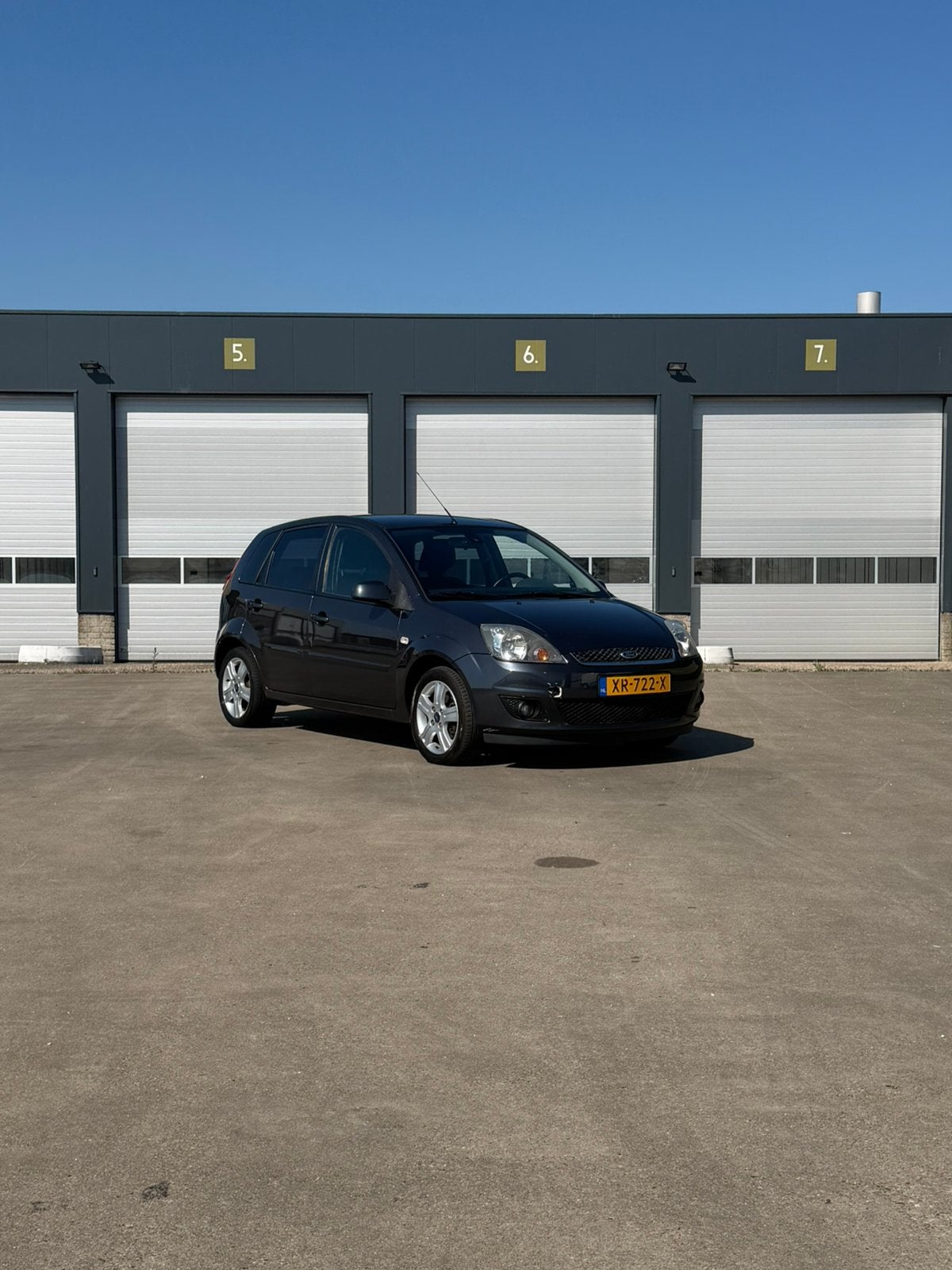 Ford Fiesta 1.3 2007 Grijs, Auto's, 100 kg, 1299 cc, 40 €/maand, 1023 kg
