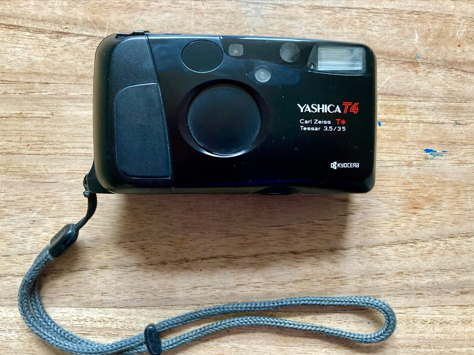 Yashica T4 Carl Zeiss T* Tessar 3,5/35 Point & Shoot, Audio, Tv en Foto, Ophalen of Verzenden, Gebruikt, Compact, Overige Merken