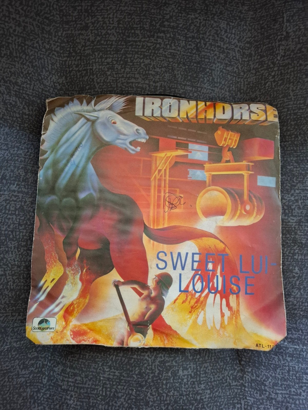 single Ironhorse Sweet Lui-Louise, Ophalen of Verzenden, Gebruikt, Pop