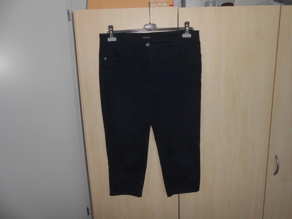 Donkerblauwe 7/8  broek maat 44 van Zerres, Blauw, Maat 42/44 (L), Ophalen of Verzenden, Driekwart