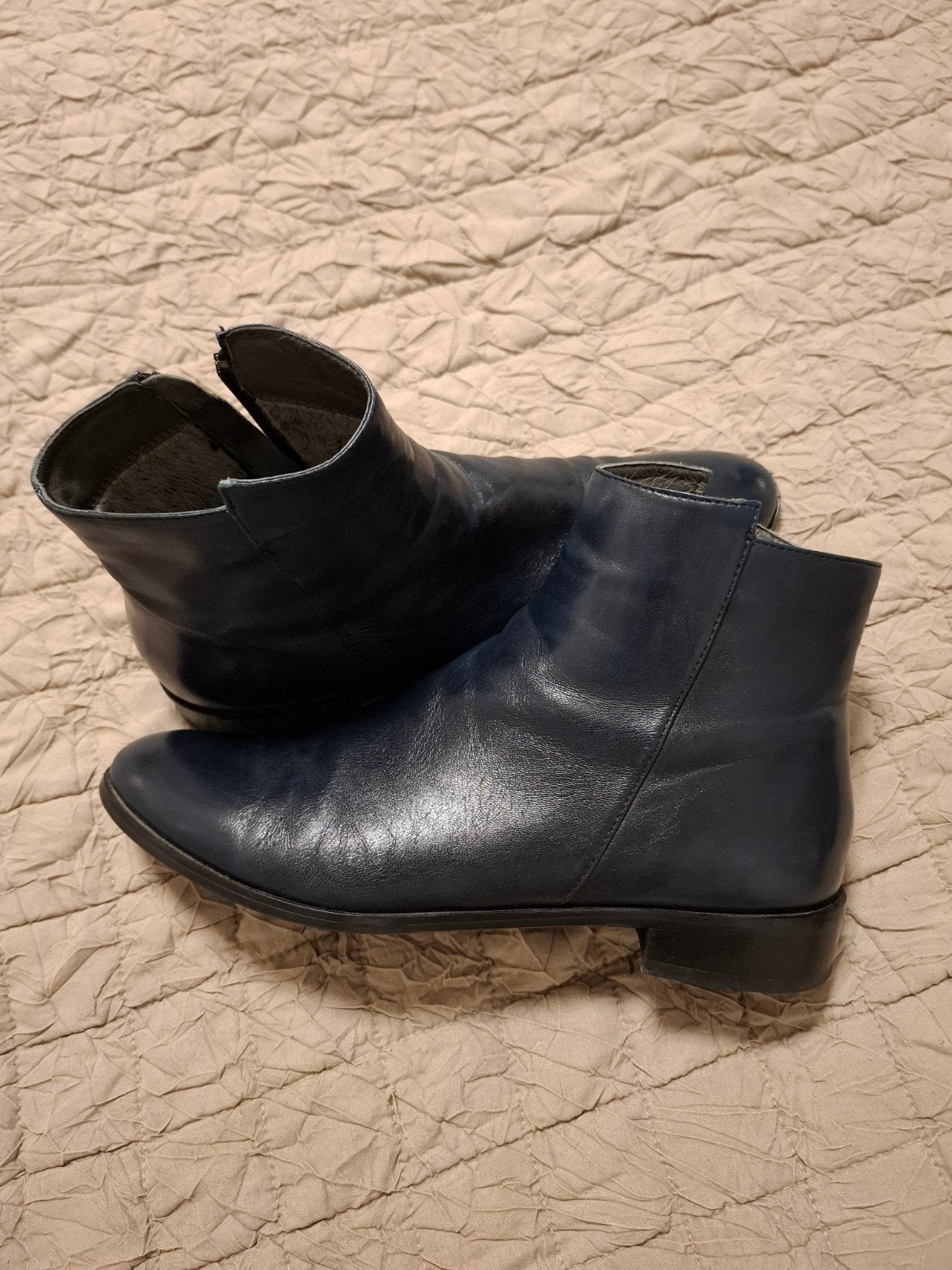 Mooie blauwe kalfsleren enkellaarsjes maat 42, Blauw, Ophalen of Verzenden, Zo goed als nieuw, Lage of Enkellaarzen