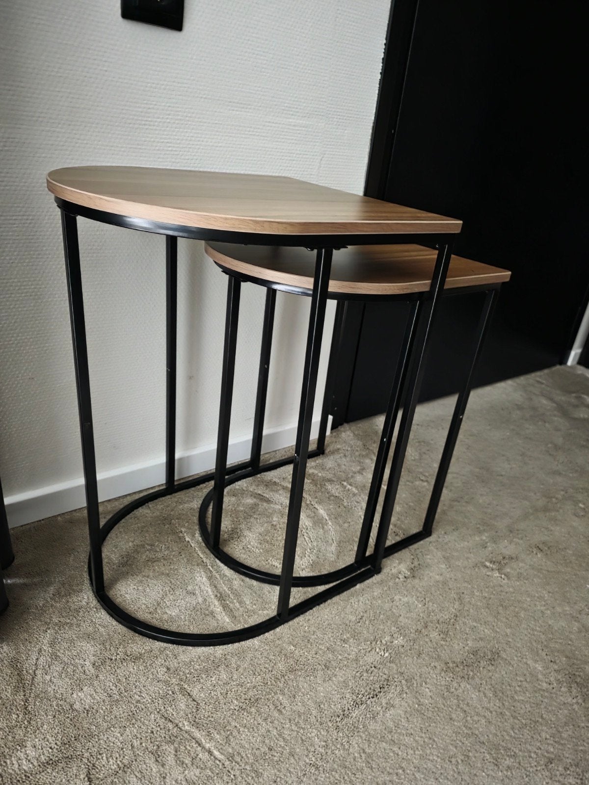 2 delig bijzettafels in licht houten kleur, 45 tot 60 cm, Minder dan 55 cm, Rond, Ophalen of Verzenden