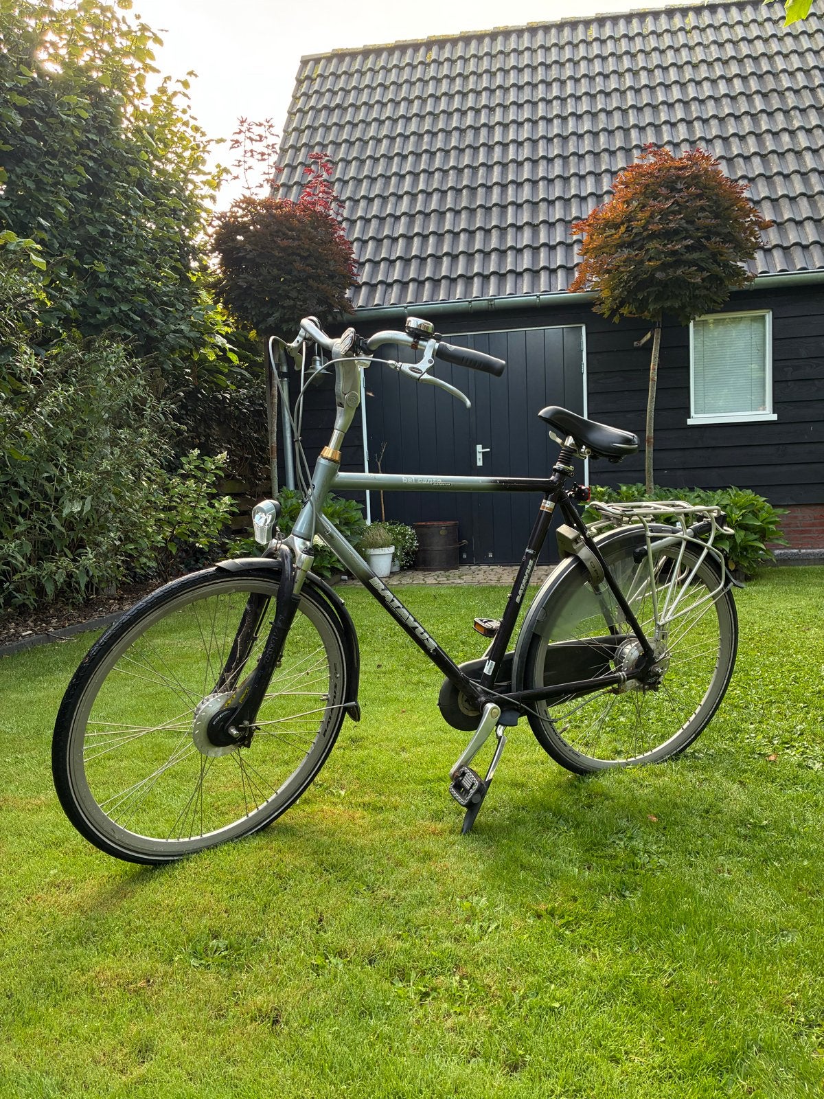 Gazelle en batavus fiets