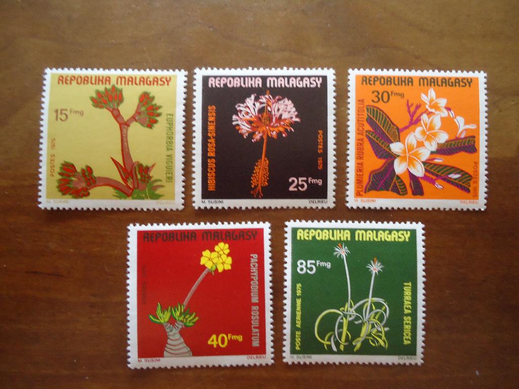 Flora planten Madagascar 1975, mi. 748-52 postfris, Ophalen of Verzenden, Postfris, Dier of Natuur