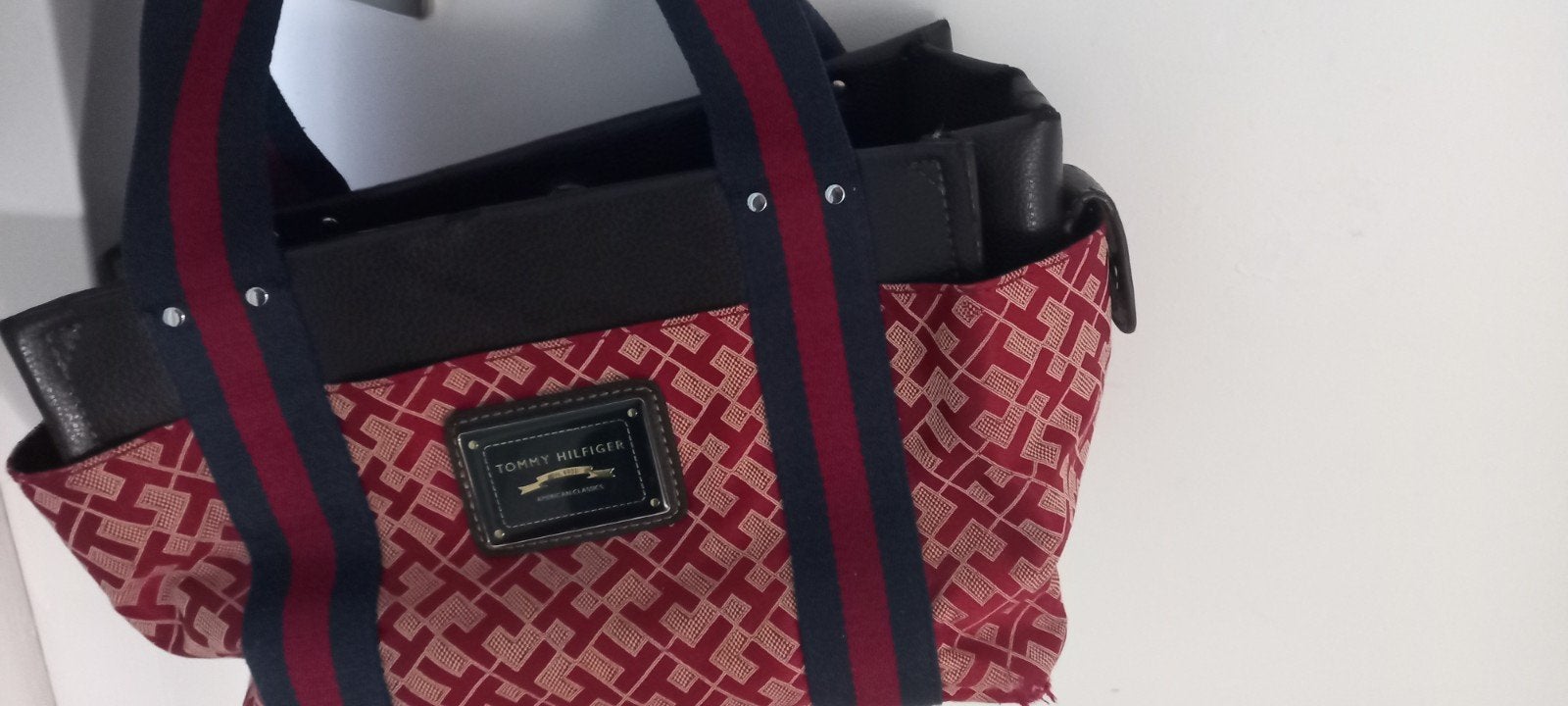 Tommy hilfiger  handtas, Ophalen of Verzenden, Zo goed als nieuw, 30 cm of meer, Minder dan 35 cm