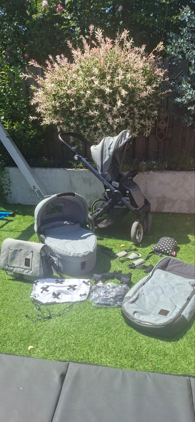 Mutsy Evo farmer Combiwagen met Reiswieg en Accessoires, Zo goed als nieuw, Combiwagen, Met reiswieg, Ophalen