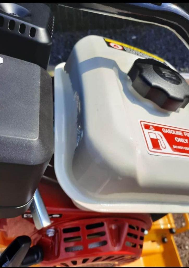 Nieuwe modellen benzine trilplaat met mat, Ophalen of Verzenden, Nieuw