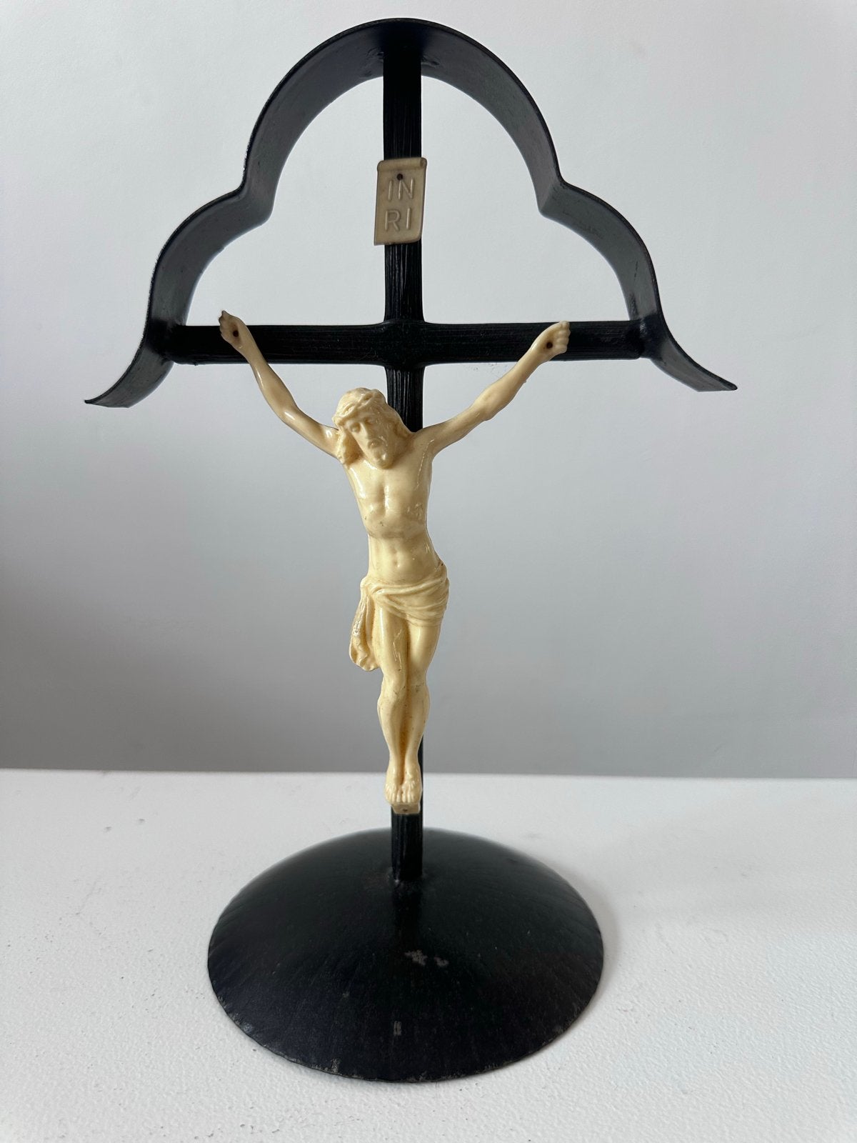 Antiek crucifix J. Swoboda, handgemaakt in Oostenrijk, Antiek en Kunst, Ophalen
