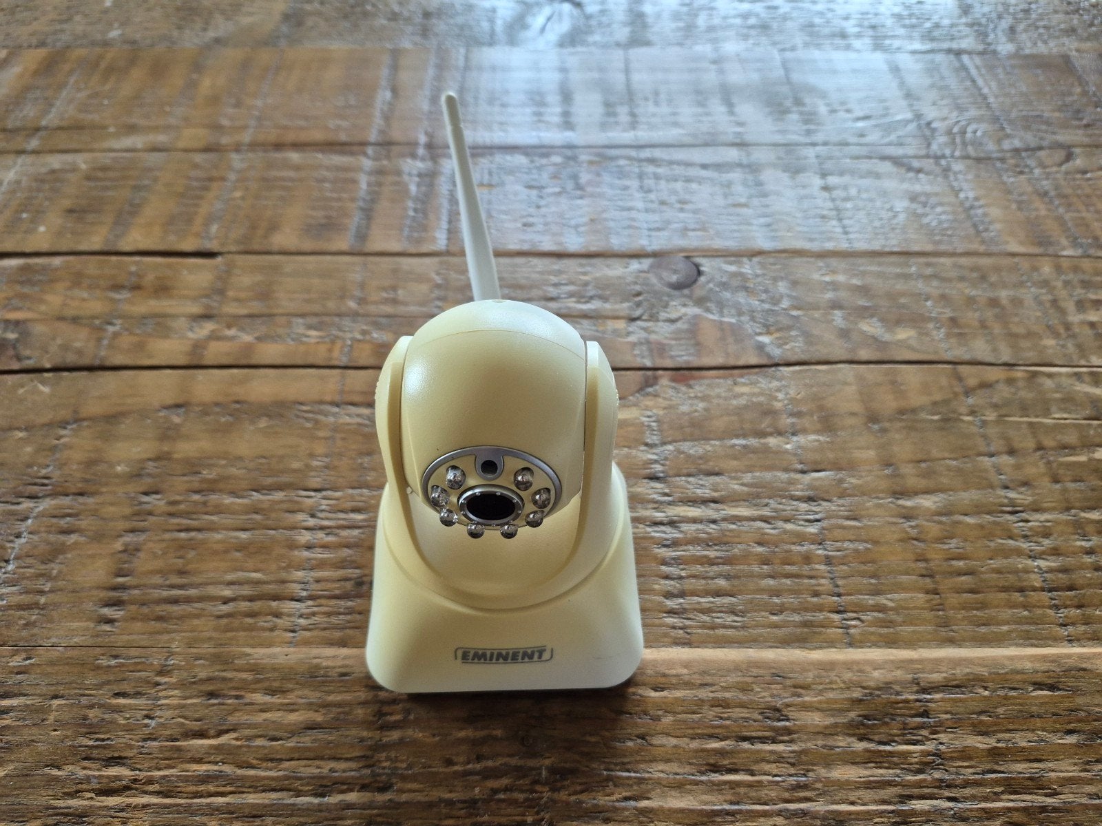 Eminent EM6360 CamLine Pro, Ophalen of Verzenden, Gebruikt, Binnencamera