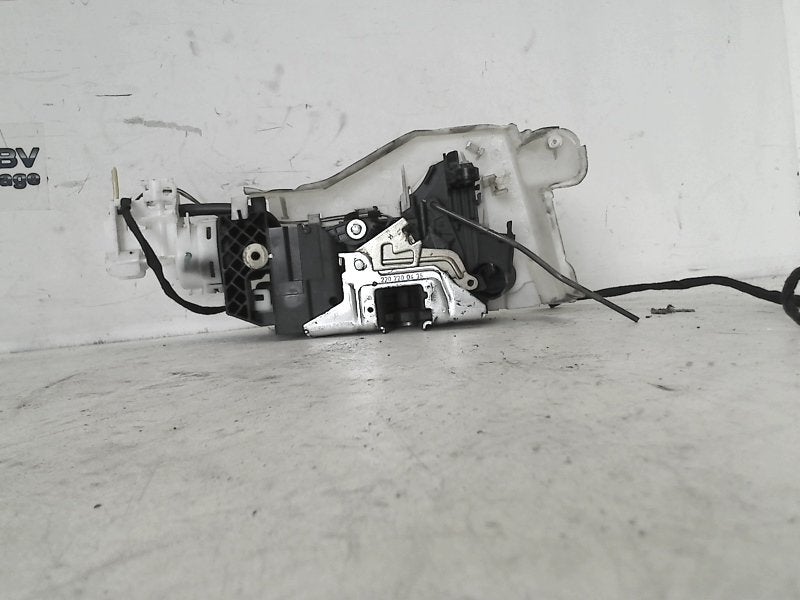 Portierslot Rechts Voor Mercedes-Benz S (W220) 2207200435, Gebruikt, Mercedes-Benz AG, Mercedes-Benz, Mercedesstraße 120, Stuttgart 70372, , Duitsland