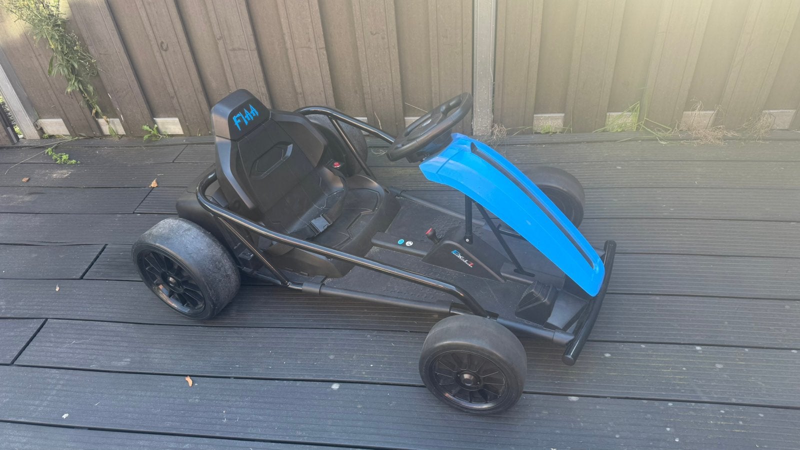 Elektrische drift kart blauw incl. lader, Ophalen, Gebruikt
